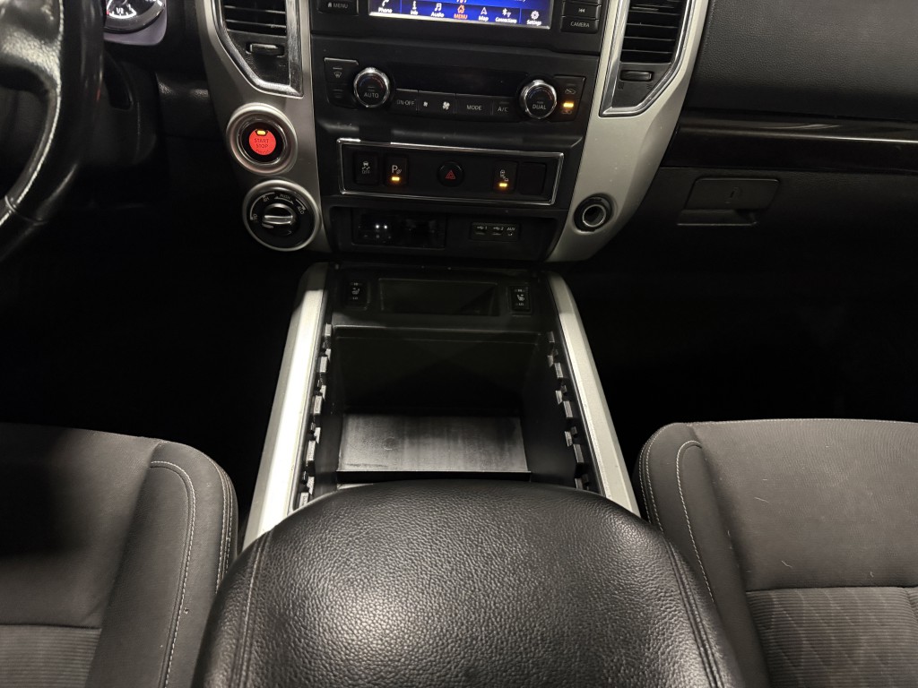 2019 Nissan Titan Image 20