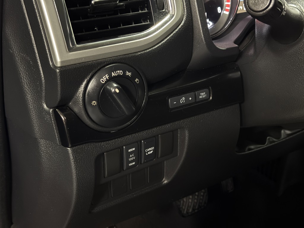 2019 Nissan Titan Image 23