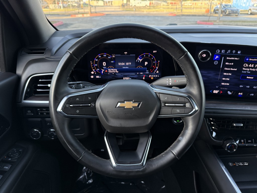 2025 Chevrolet Suburban Image 16