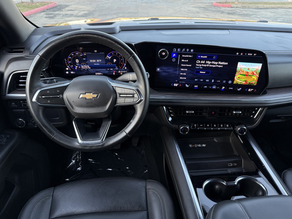 2025 Chevrolet Suburban Image 17