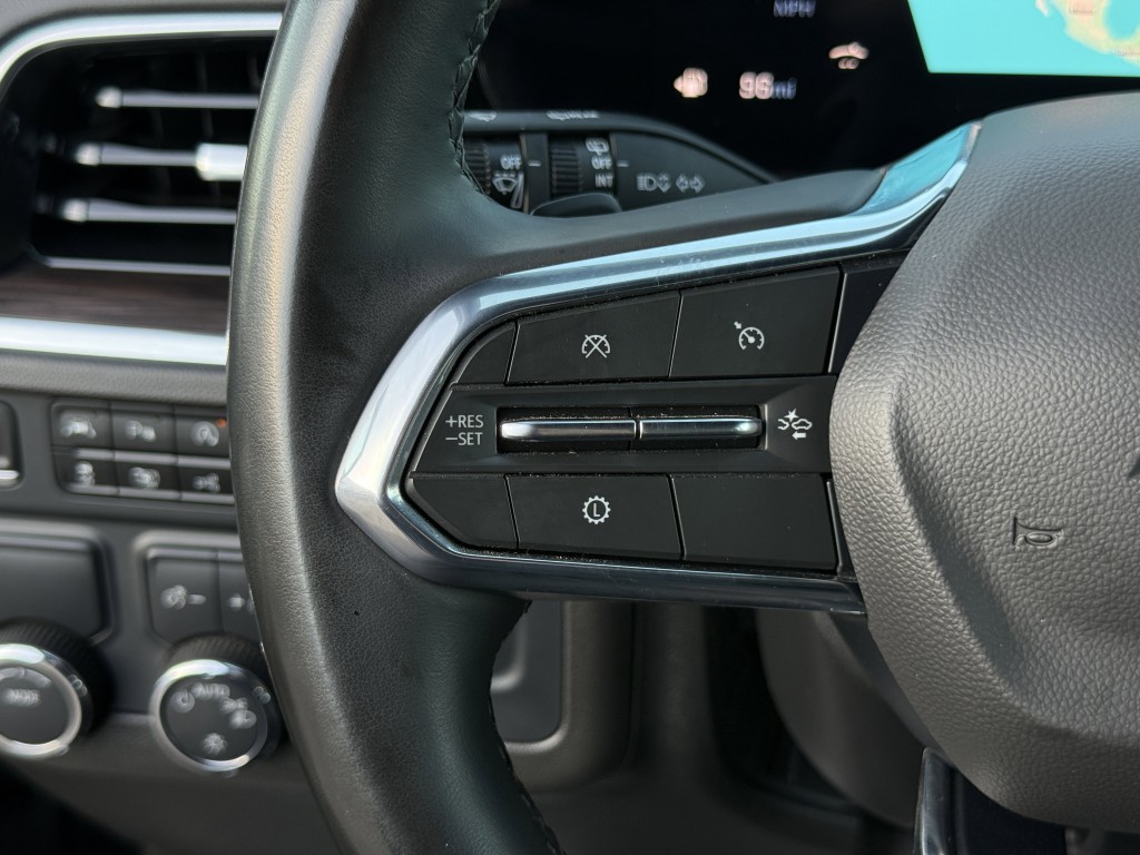 2025 Chevrolet Suburban Image 18