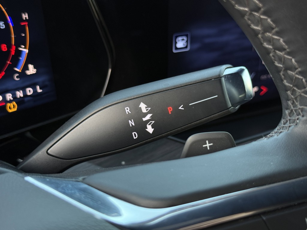 2025 Chevrolet Suburban Image 26