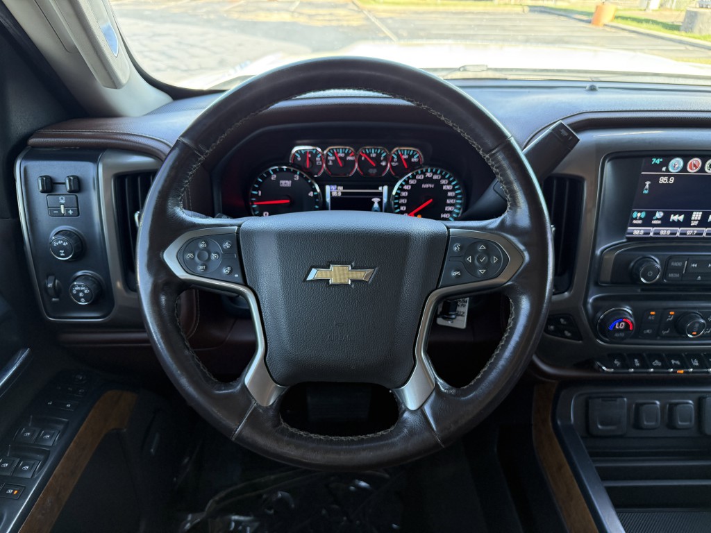 2019 Chevrolet Silverado 1500 Image 17