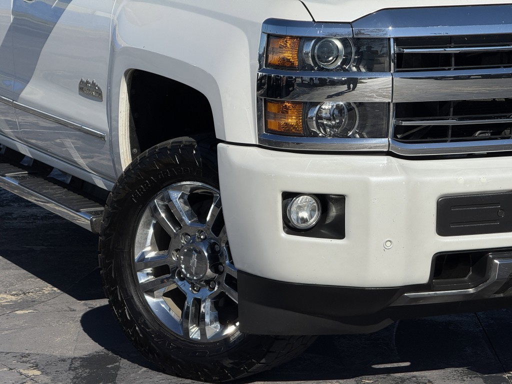 2019 Chevrolet Silverado 1500 Image 13