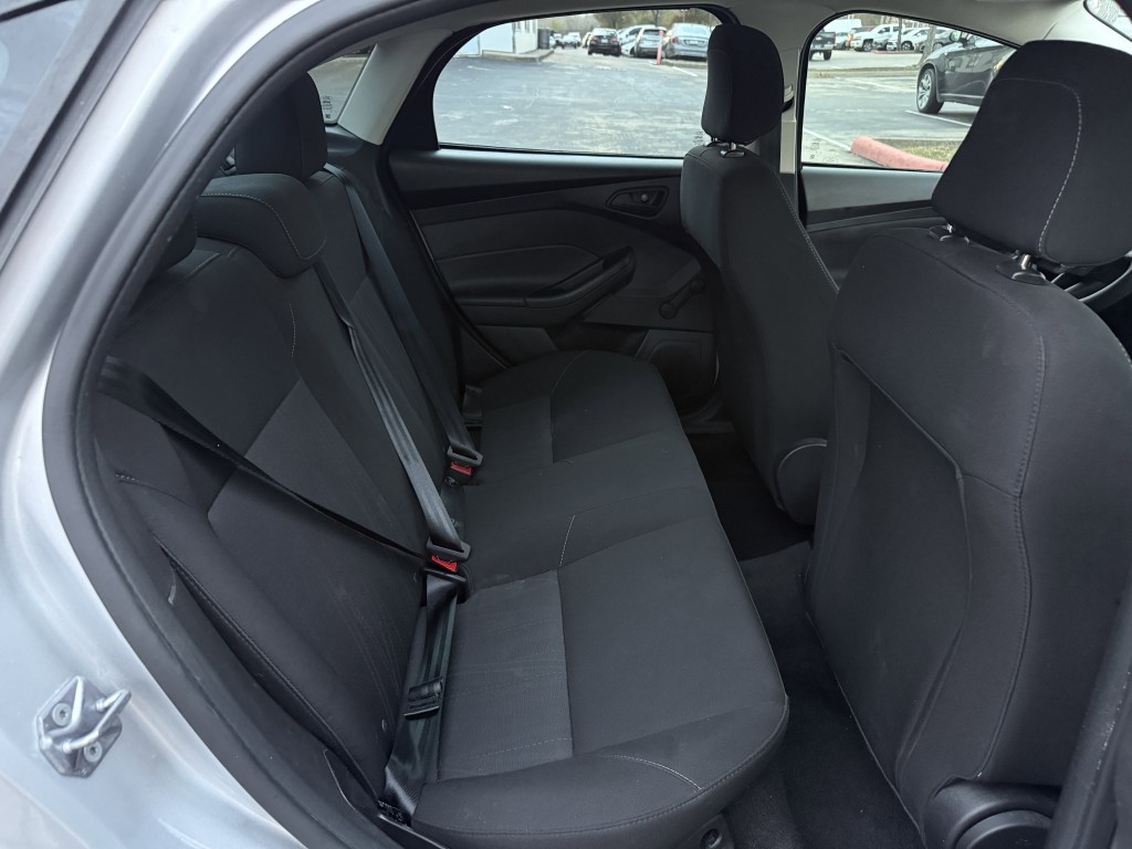 2018 Ford Focus Image 25