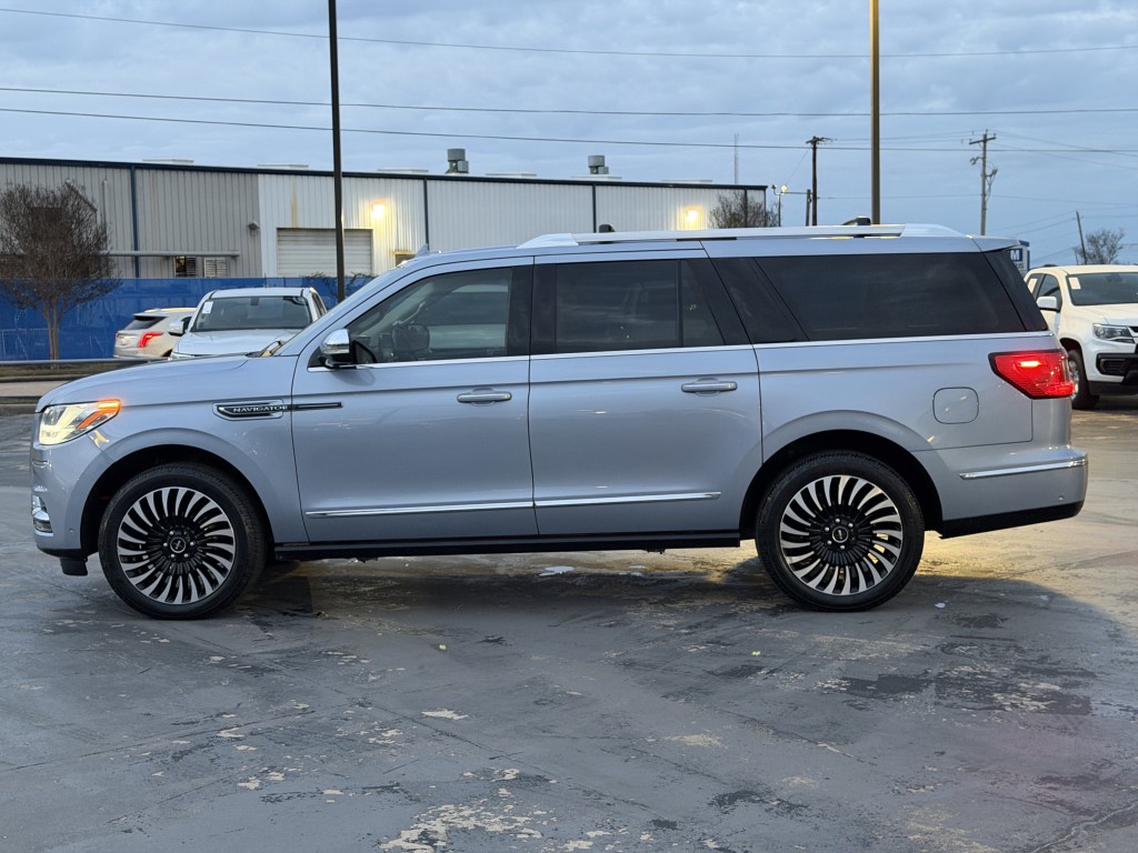 2020 Lincoln Navigator Image 14