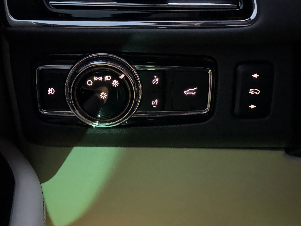 2020 Lincoln Navigator Image 28