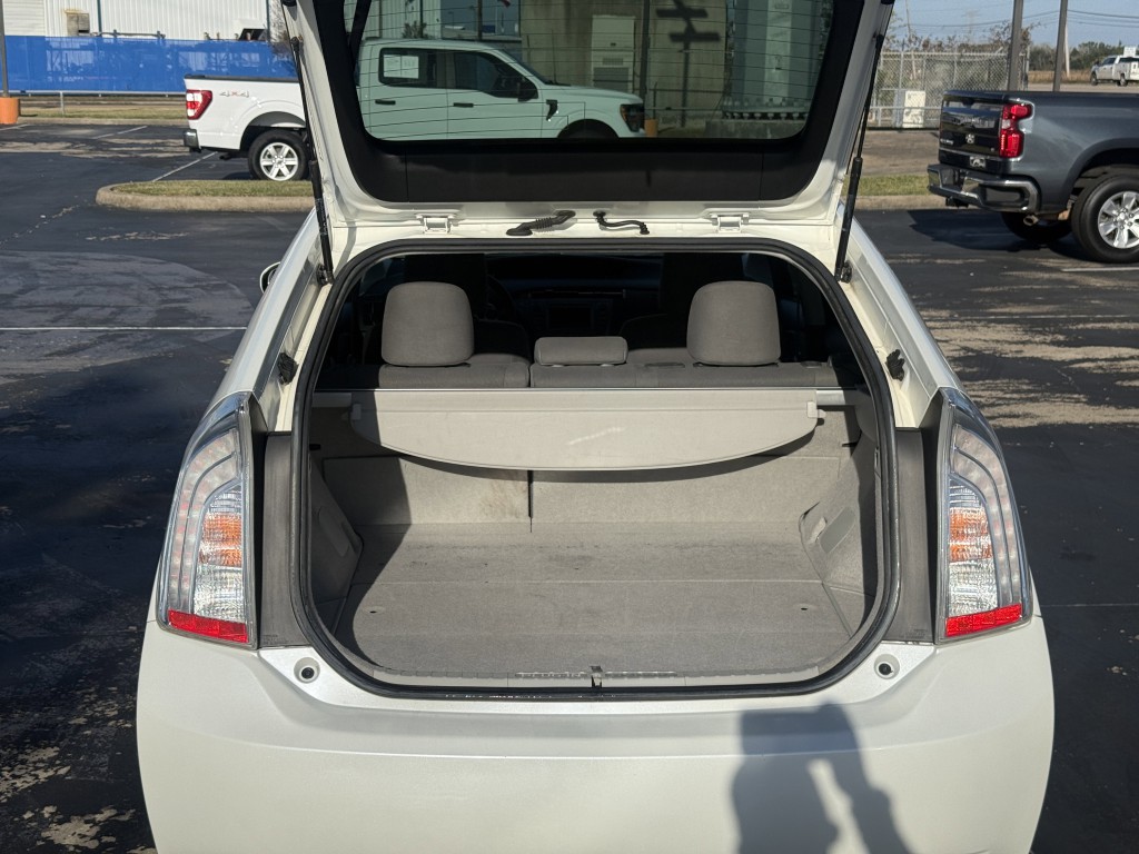 2013 Toyota Prius Image 29