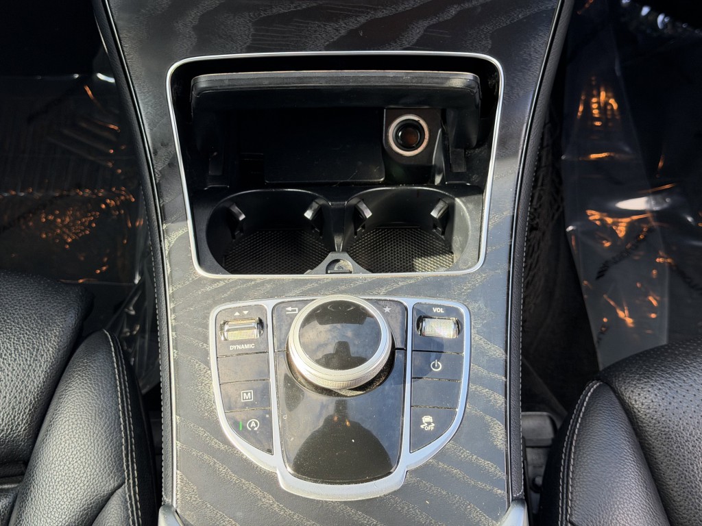 2018 Mercedes-Benz GLC-Class Image 18