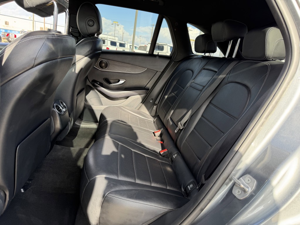 2018 Mercedes-Benz GLC-Class Image 25