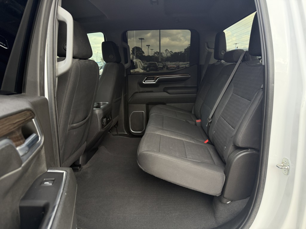 2023 Chevrolet Silverado 1500 Image 32
