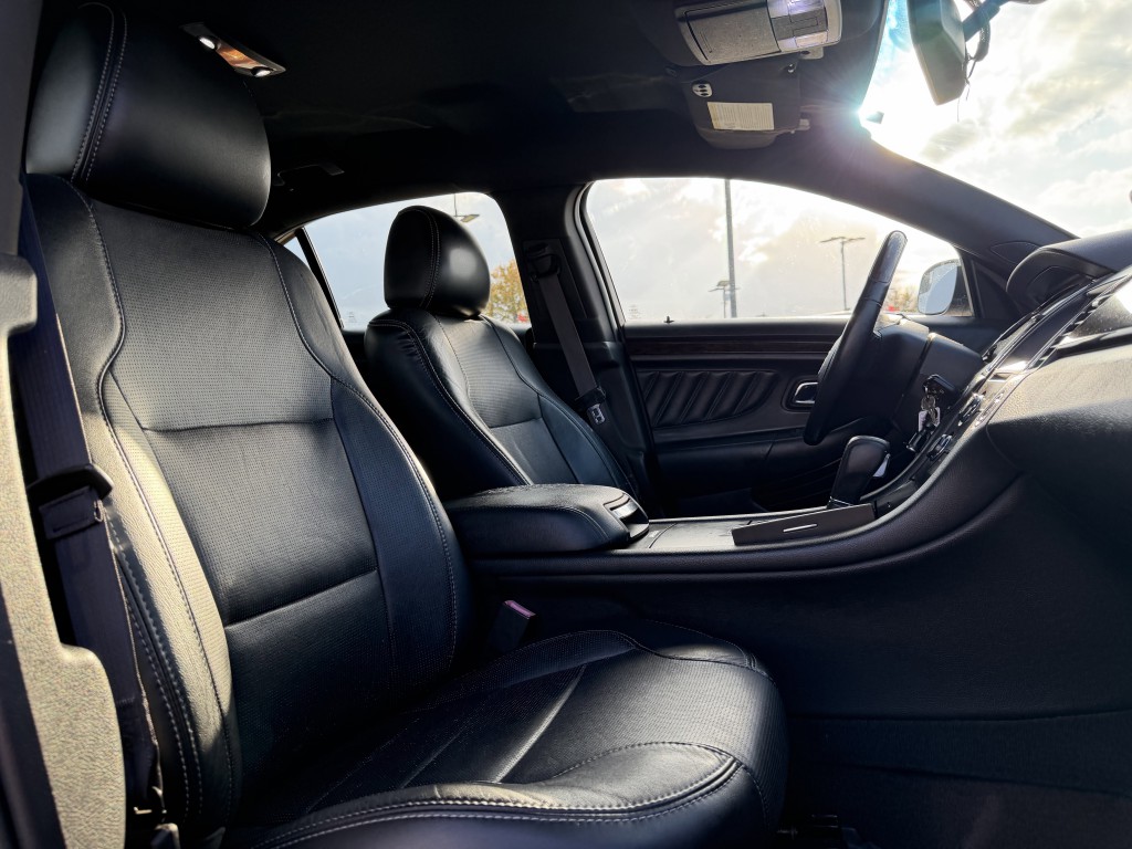 2013 Ford Taurus Image 23