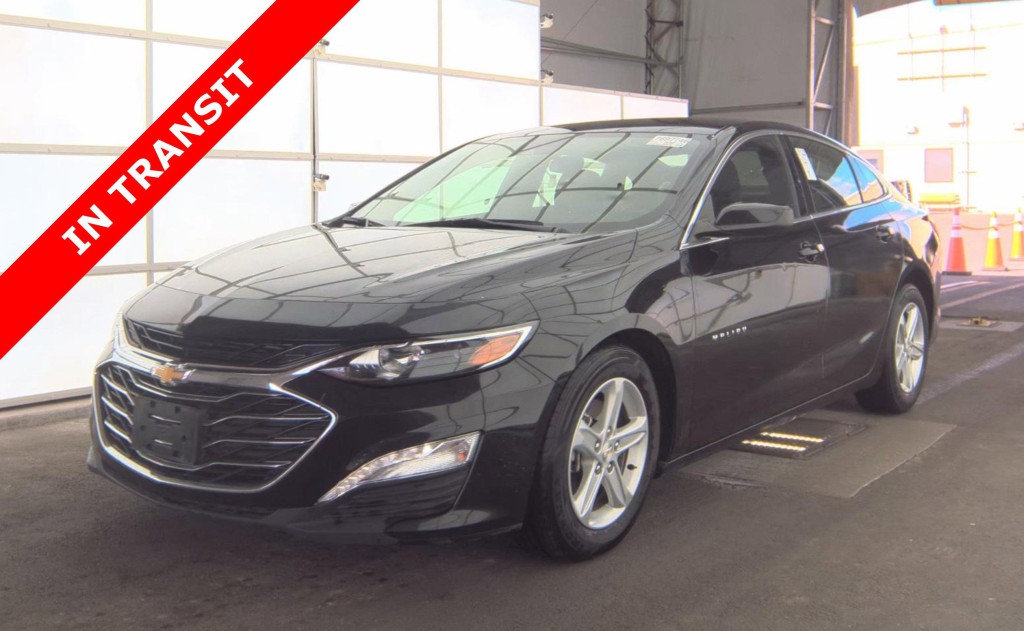 2023 Chevrolet Malibu Image 1