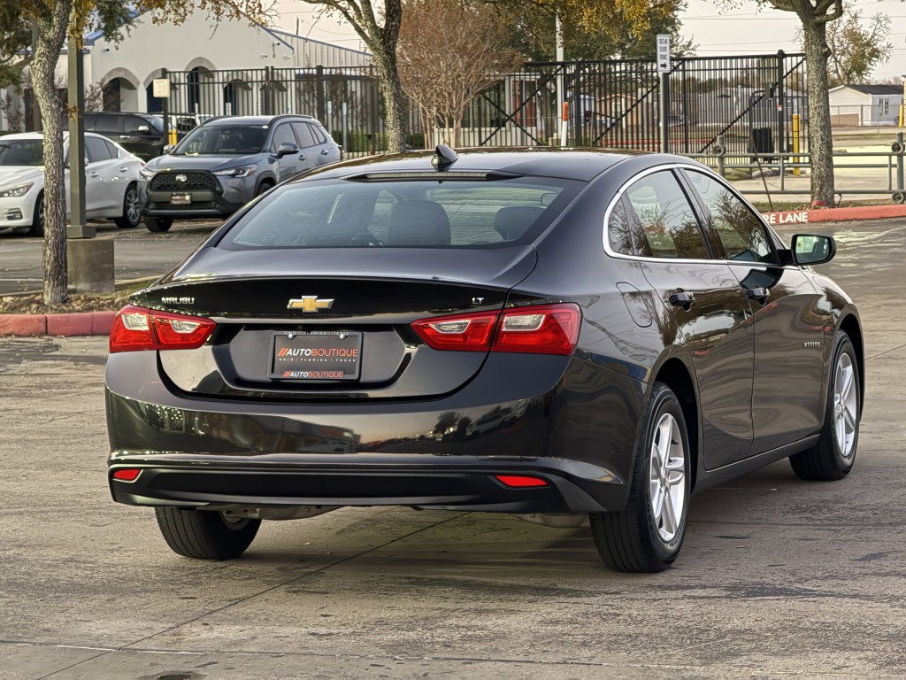 2023 Chevrolet Malibu Image 10