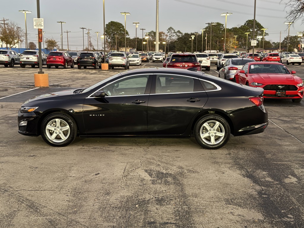 2023 Chevrolet Malibu Image 11