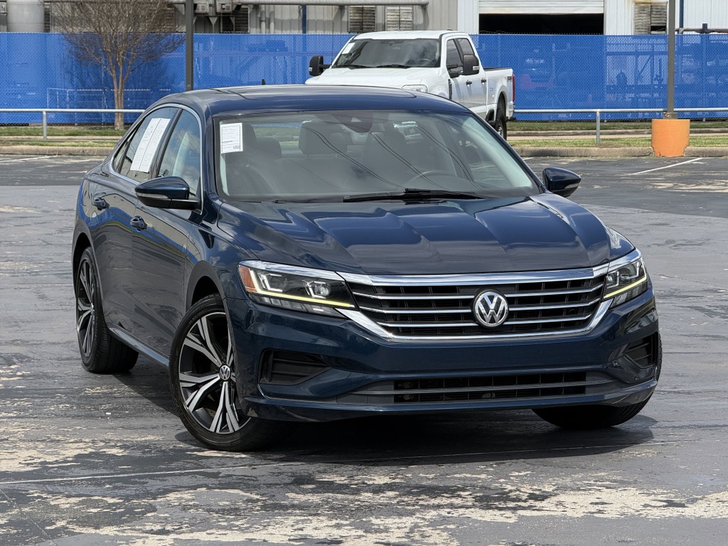 2022 Volkswagen Passat Image 3