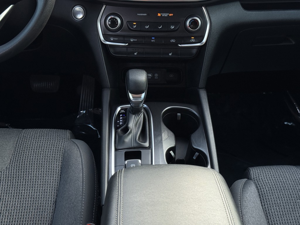 2020 Hyundai Santa Fe Image 25