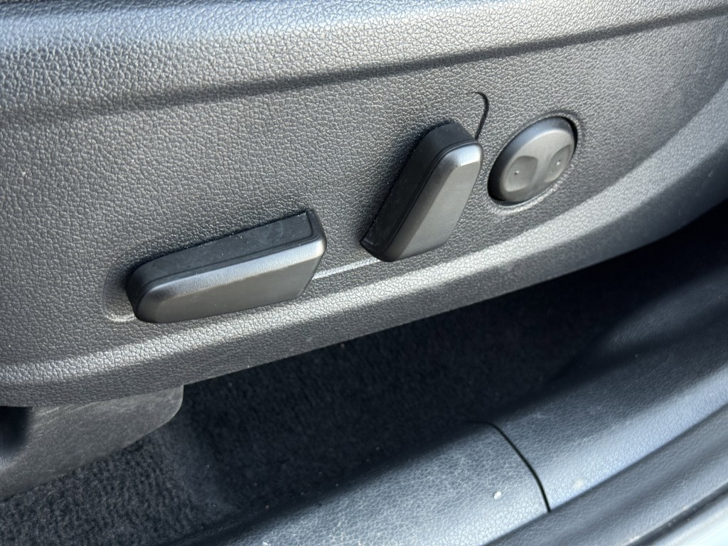 2020 Hyundai Santa Fe Image 29