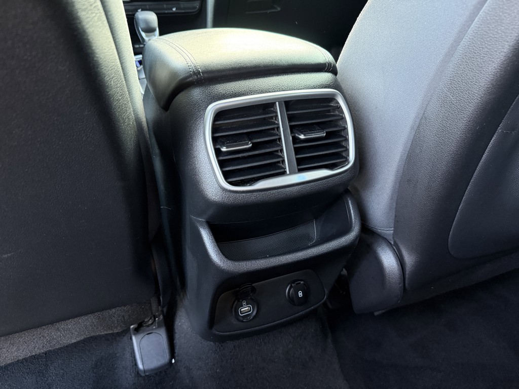 2020 Hyundai Santa Fe Image 34