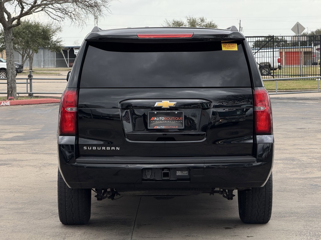 2019 Chevrolet Suburban Image 8