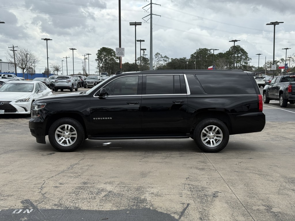 2019 Chevrolet Suburban Image 11