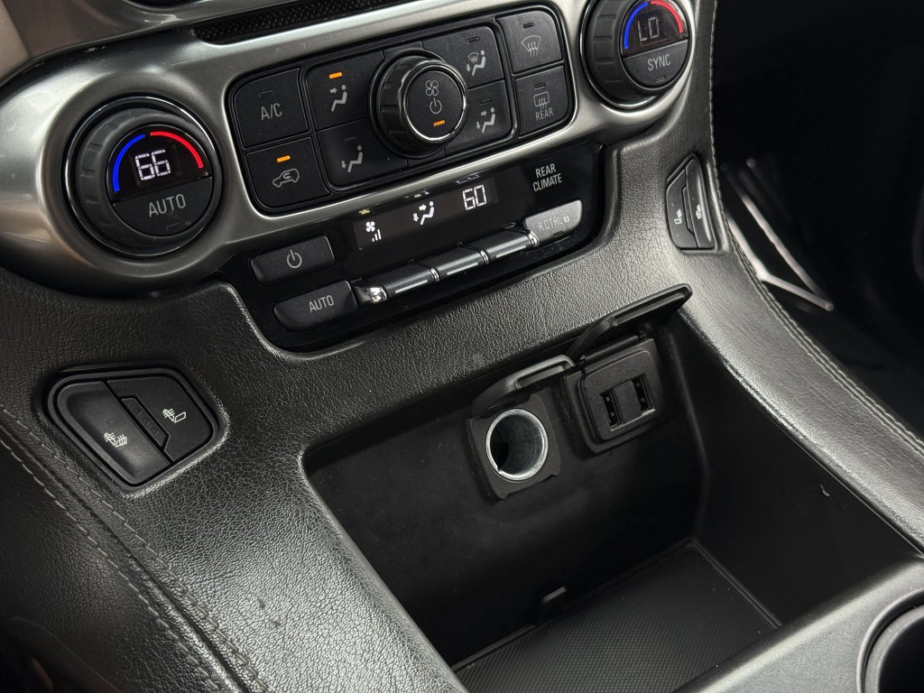 2019 Chevrolet Suburban Image 19