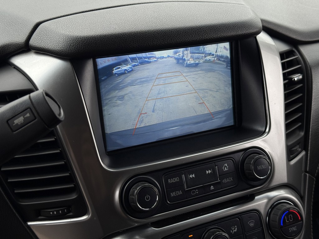 2019 Chevrolet Suburban Image 20