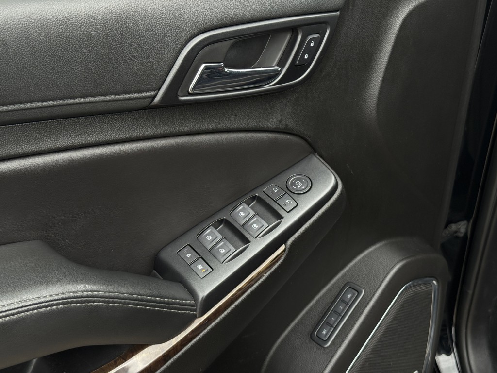 2019 Chevrolet Suburban Image 23