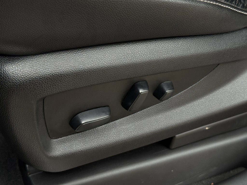 2019 Chevrolet Suburban Image 27