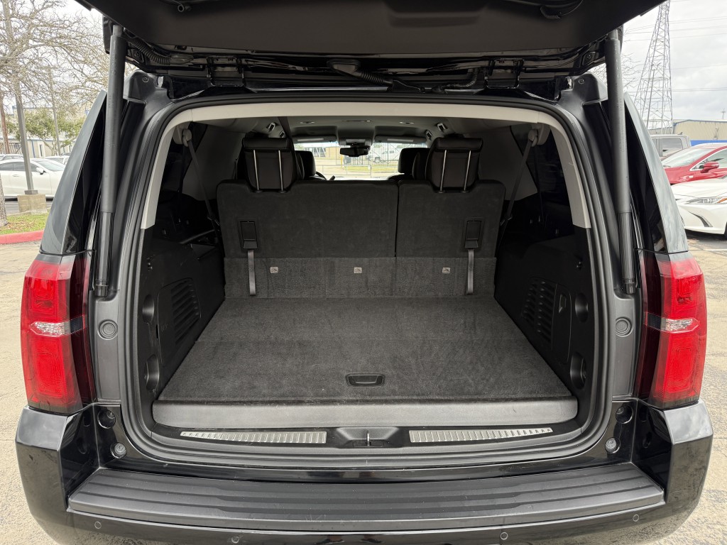 2019 Chevrolet Suburban Image 34