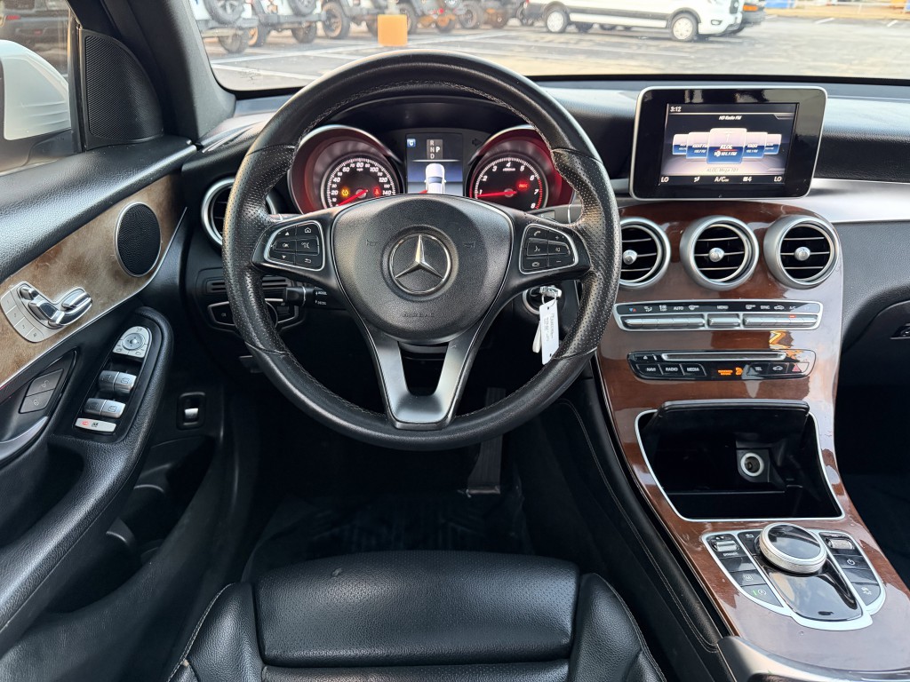 2018 Mercedes-Benz GLC-Class Image 12