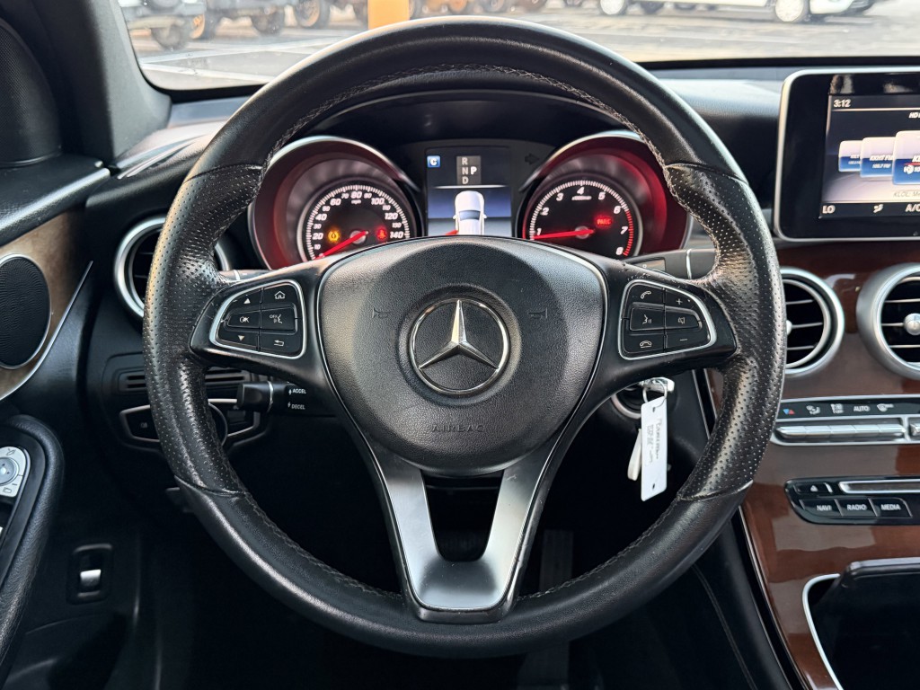 2018 Mercedes-Benz GLC-Class Image 13