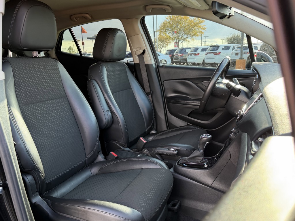 2021 Buick Enclave Image 24