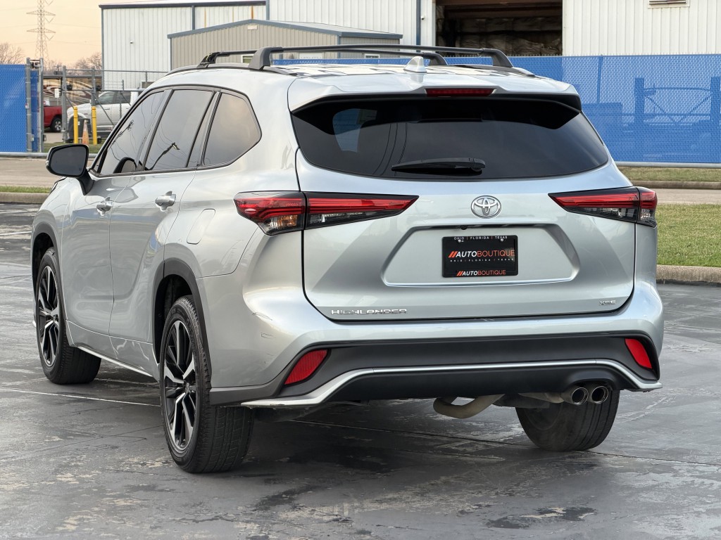 2022 Toyota Highlander Image 8