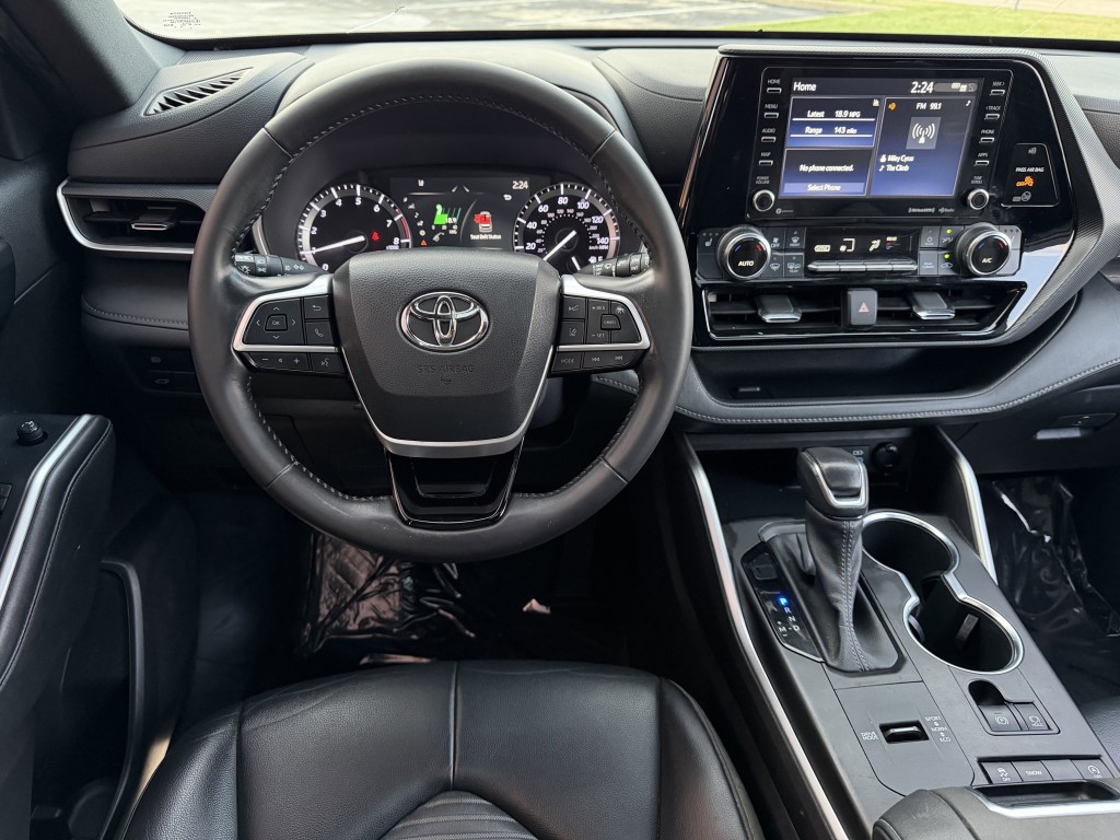 2022 Toyota Highlander Image 14