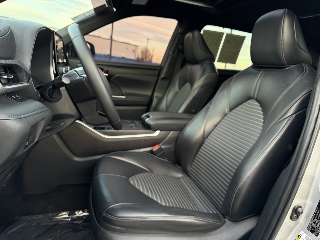 2022 Toyota Highlander Image 23