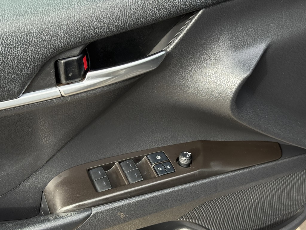 2021 Toyota Camry Image 23