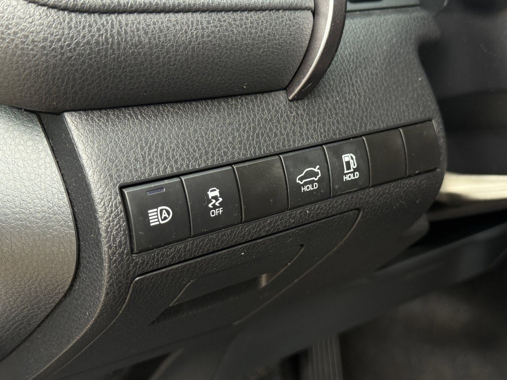 2021 Toyota Camry Image 24