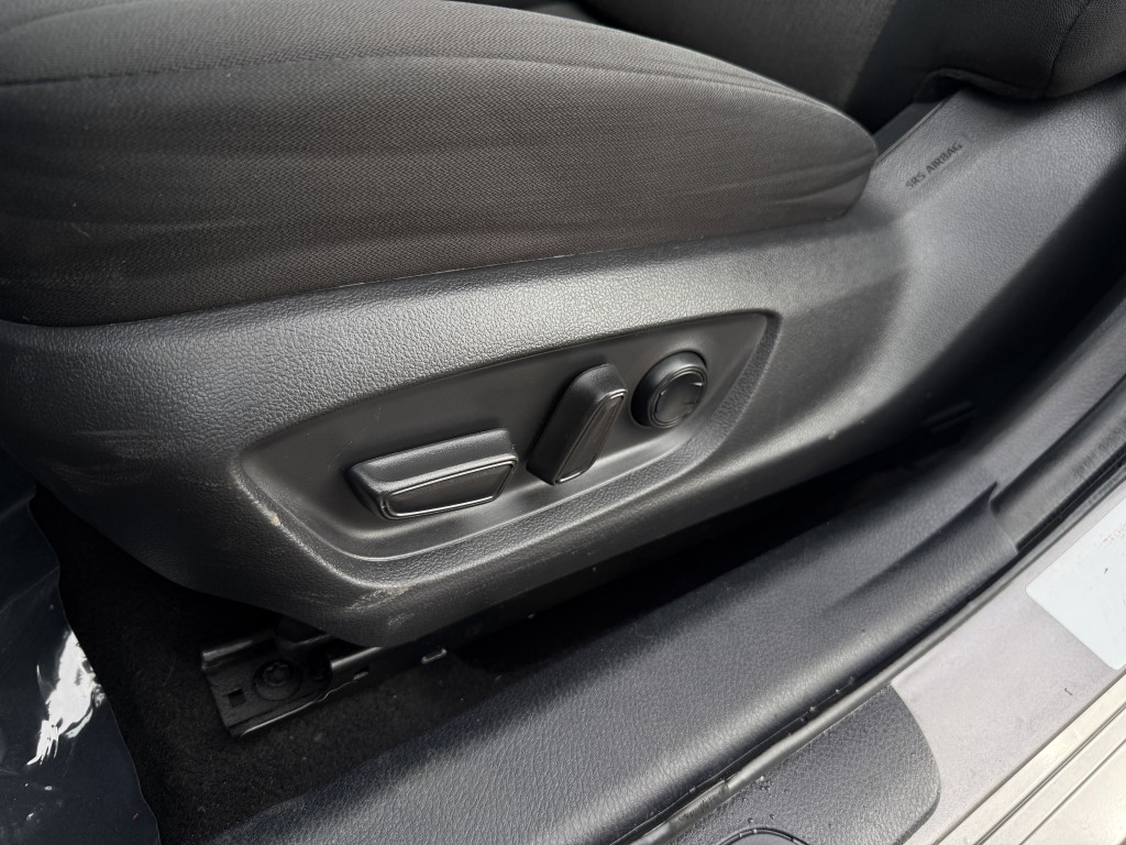 2021 Toyota Camry Image 26