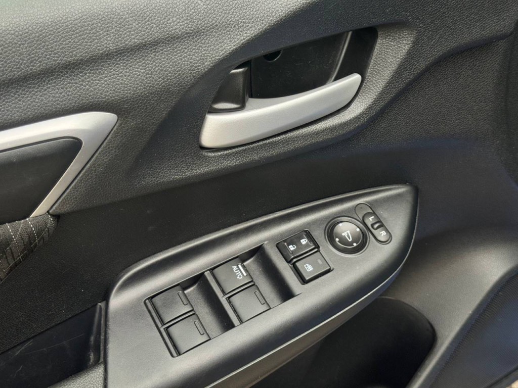 2020 Honda Fit Image 23