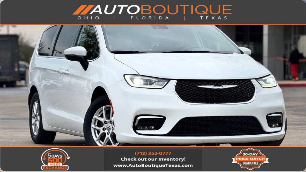 2023 Chrysler Pacifica Image 1