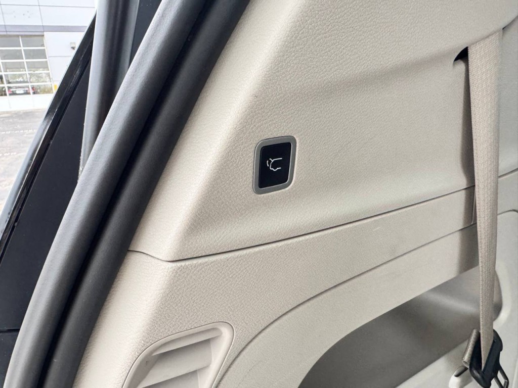 2023 Chrysler Pacifica Image 41