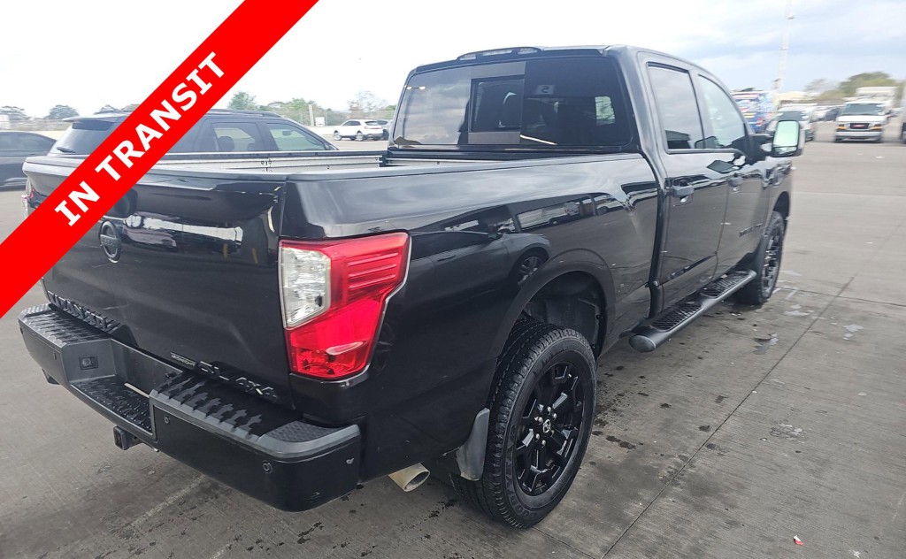 2018 Nissan Titan Image 6