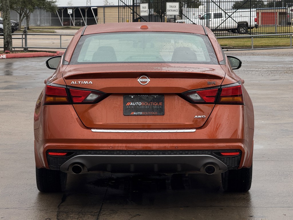 2020 Nissan Altima Image 8
