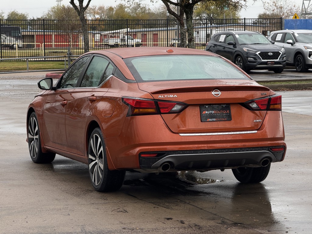 2020 Nissan Altima Image 9