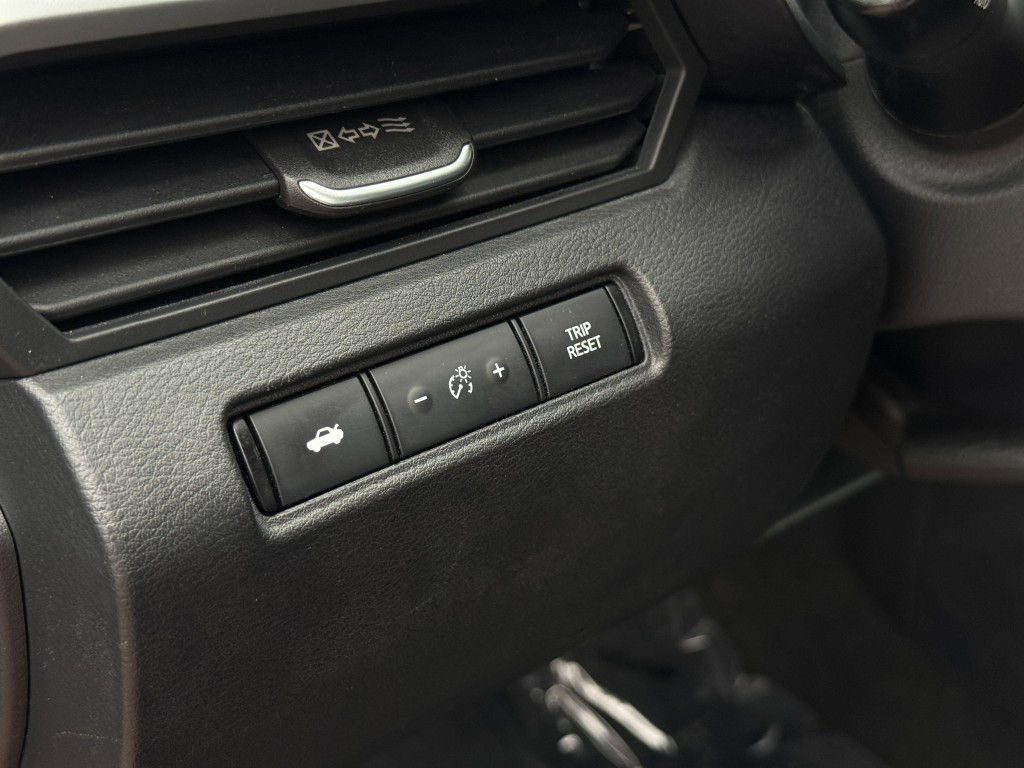 2020 Nissan Altima Image 27