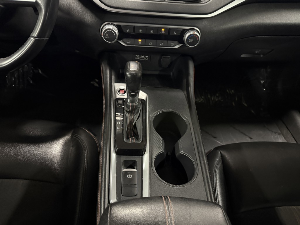 2020 Nissan Altima Image 30