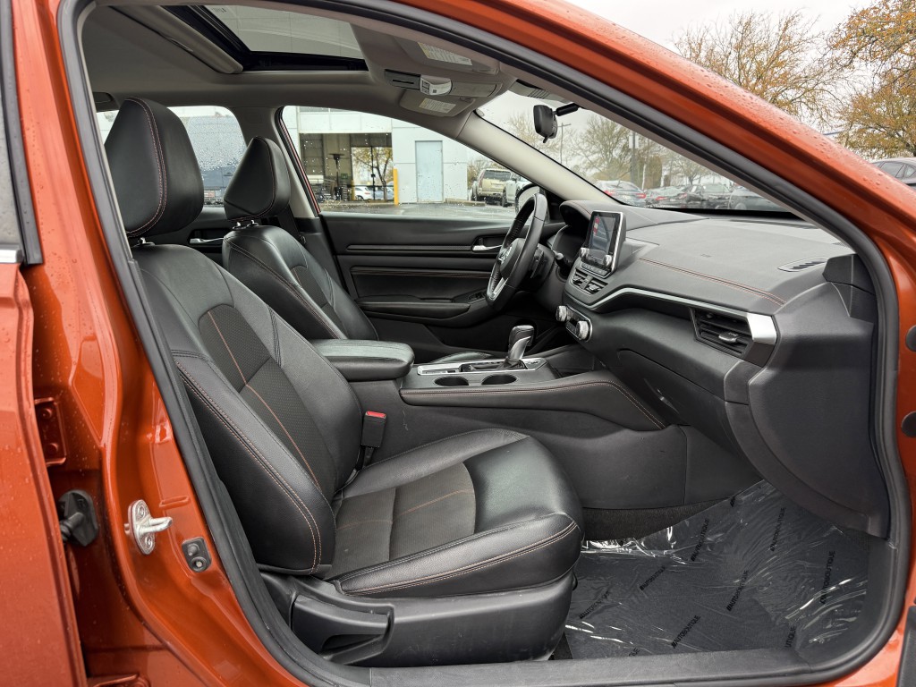 2020 Nissan Altima Image 31