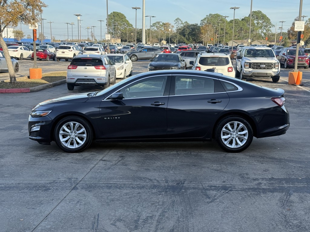 2022 Chevrolet Malibu Image 11