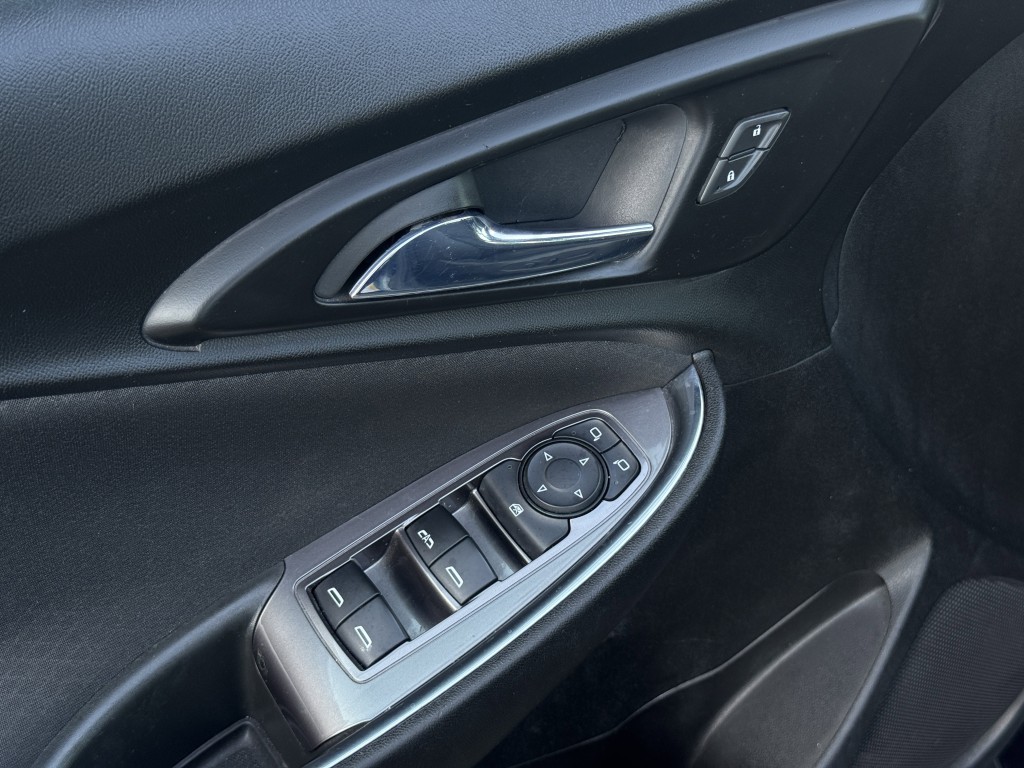 2022 Chevrolet Malibu Image 23